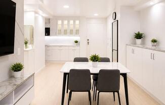 100 BEEKMAN ST