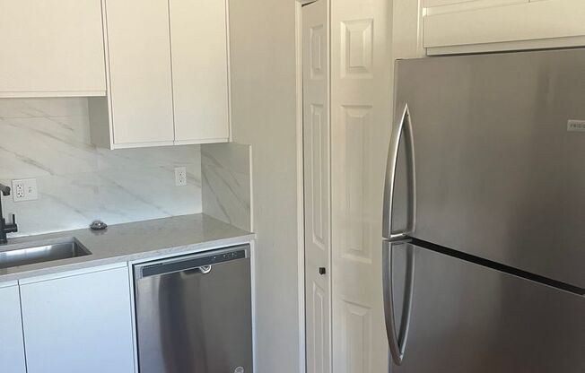 Move in ready 3bedroom 2bath