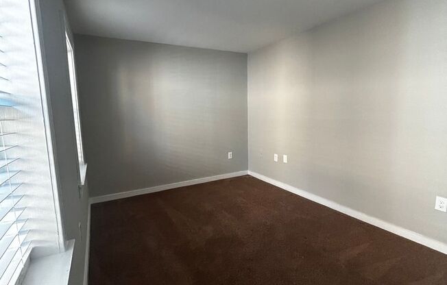 1 bed, 1 bath, 615 sqft, $1,250, Unit FC-07