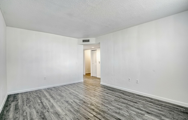 Bedroom Space 6 (Web Quality) - Vista Shores