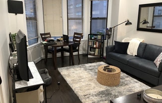 1 bed, 1 bath, $2,800, Unit 42