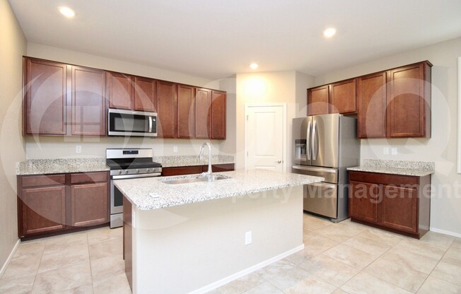 1537 S LOREN LN