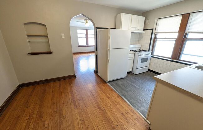 1 bed, 1 bath, 750 sqft, $825