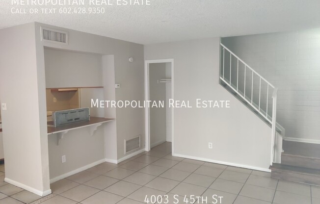 3 beds, 1.5 baths, 1,008 sqft, $1,195