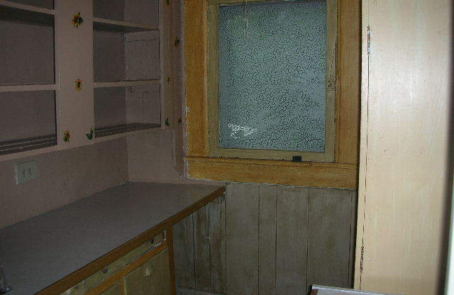 Fantastic South Side 3 Bedroom 2 Bath Home