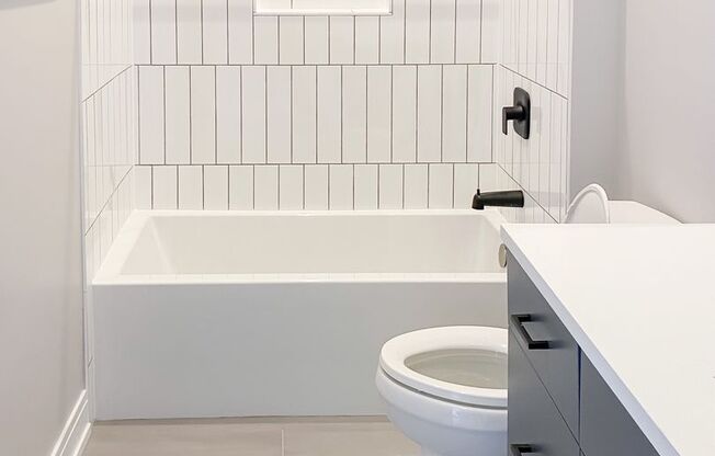 Studio, 1 bath, 351 sqft, $2,150, Unit 1050-202