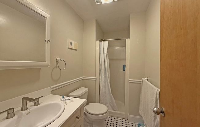 2 beds, 2.5 baths, 1,344 sqft, $4,500, Unit 104