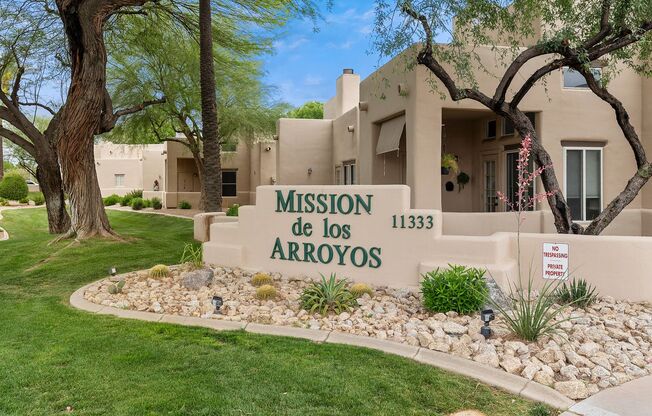 2 beds, 2 baths, $2,000, Unit Unit 2093