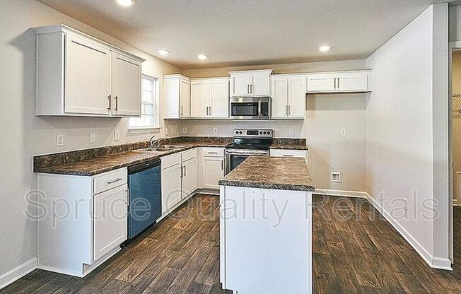 106 SADDLEHORSE LN