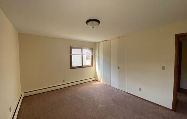 2 beds, 1 bath, 980 sqft, $1,475, Unit 7307-014