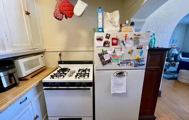 1 bed, 1 bath, $1,015, Unit 208