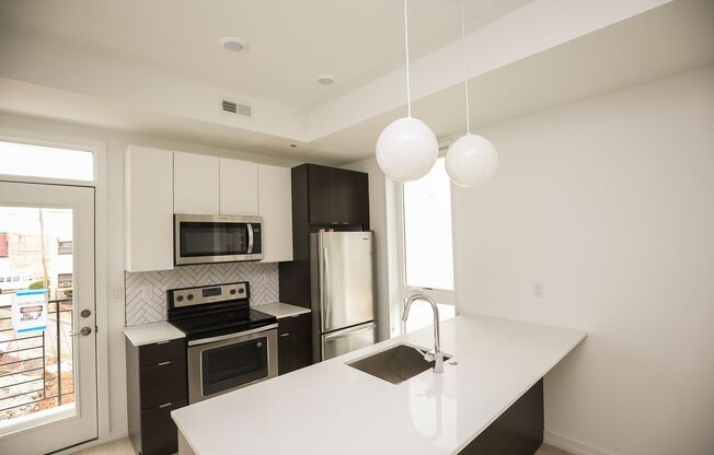 1 bed, 1 bath, 650 sqft, $1,620, Unit 1244 - C