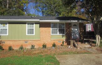 1725 LONGLEAF DR