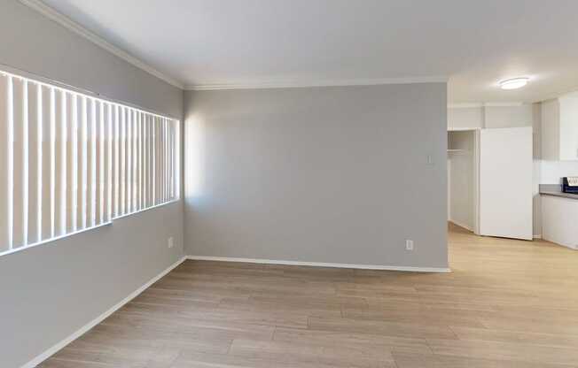 Chateau 16930 Blackhawk Apartments, LLC