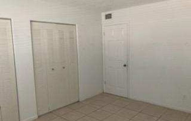 1 bed, 1 bath, 600 sqft, $1,495, Unit C4