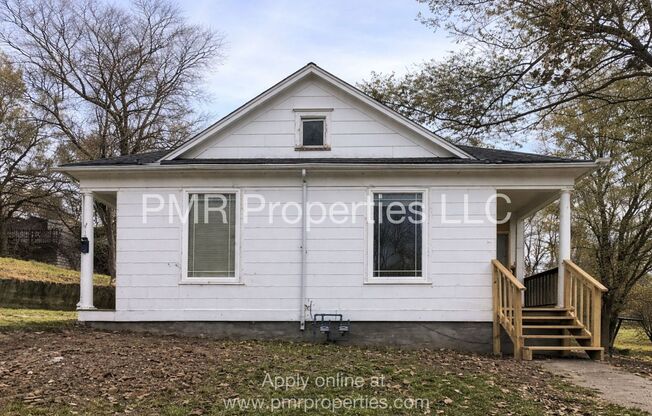 908 Richardson Street