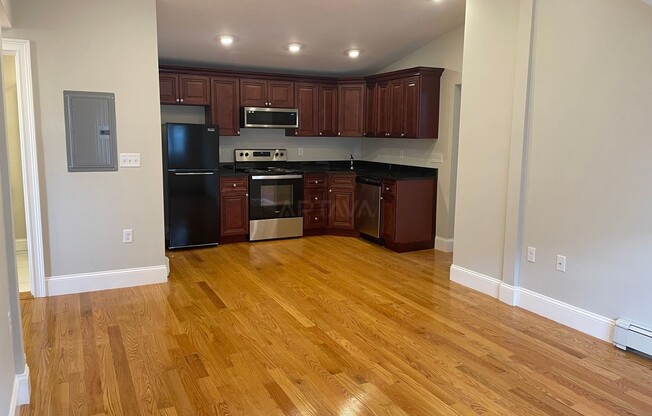 248 HIGHLAND AVE