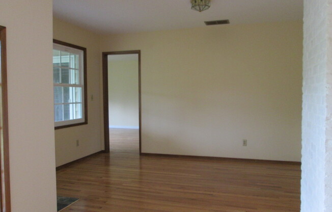 3545 SW Boundary Street ~ Spacious Ranch