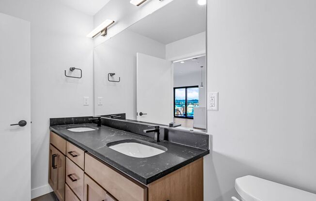 2 beds, 1 bath, 838 sqft, $1,895, Unit 413