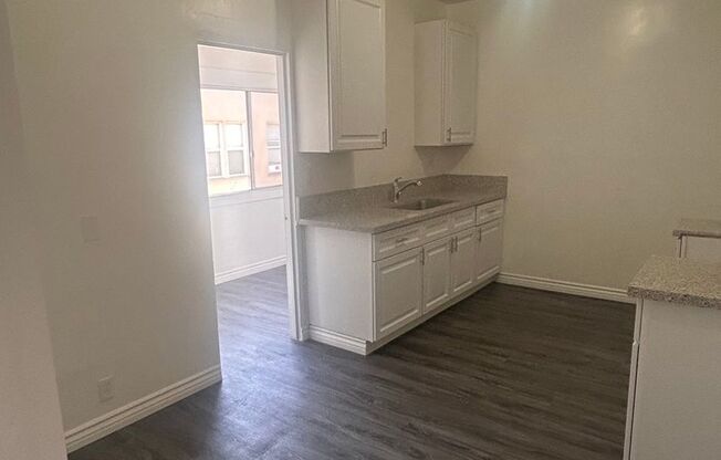 Studio, 1 bath, $1,600, Unit 03