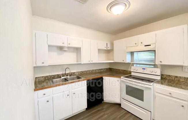 801 IRWIN DR