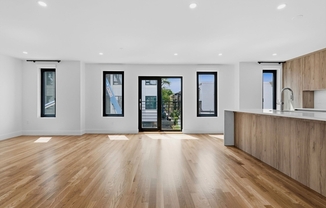 6 DEVINE WAY