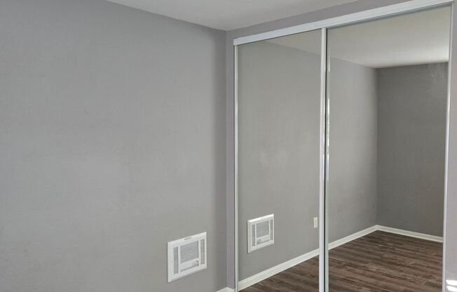 2 beds, 1 bath, $2,100, Unit UNIT 37