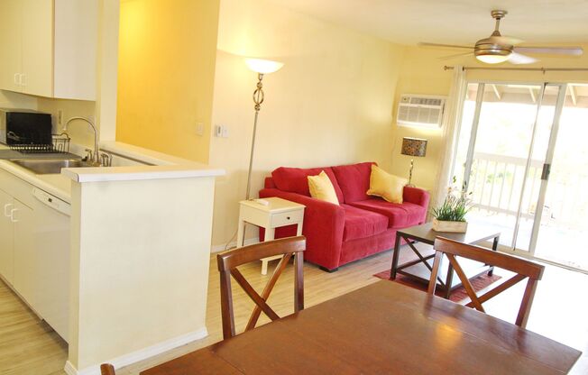 2 beds, 1.5 baths, $2,800, Unit UNIT 18 201