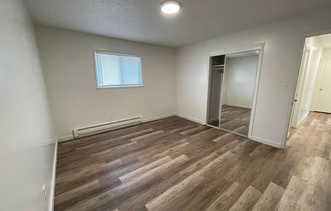 2 beds, 1 bath, 760 sqft, $1,100, Unit 10