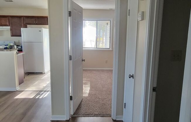 2 beds, 2 baths, 1,000 sqft, $1,275, Unit 1829
