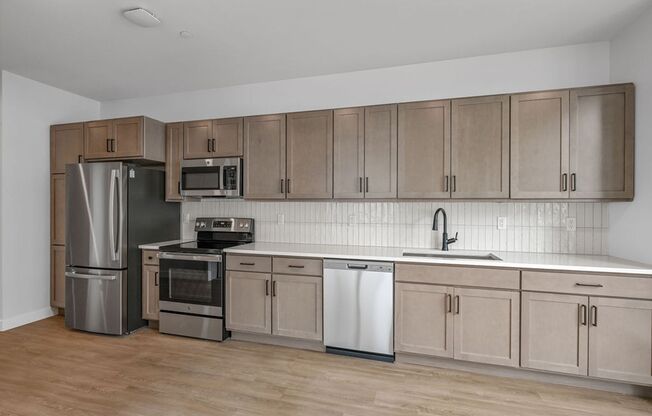 1 bed, 1 bath, 651 sqft, $1,450, Unit 201
