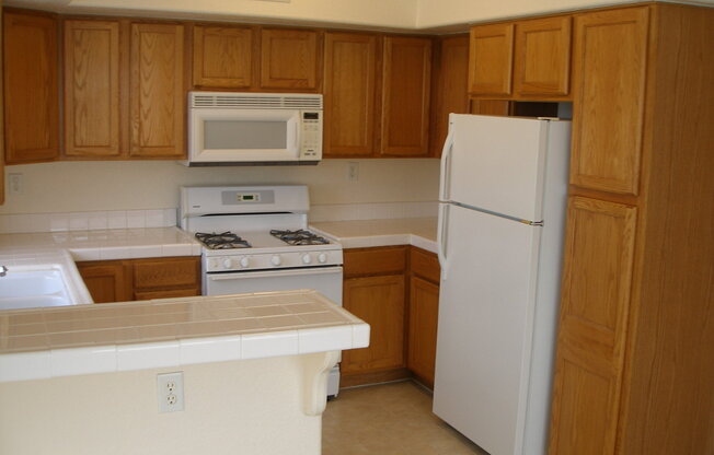 Henderson two bedroom unit for only $1295!