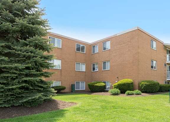 executiveclubapt.com