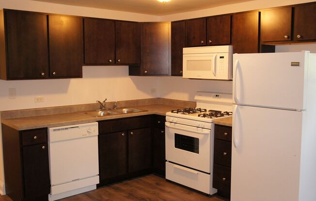 1 bed, 1 bath, 1,244 sqft, $1,995, Unit 2526-G