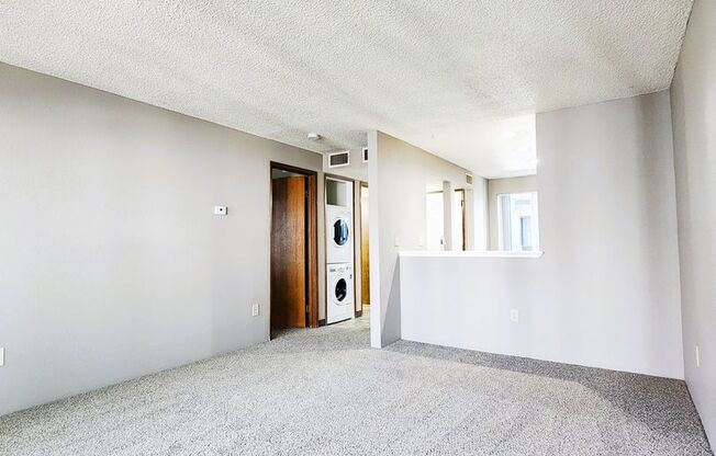 1 bed, 1 bath, 643 sqft, $1,275, Unit 210
