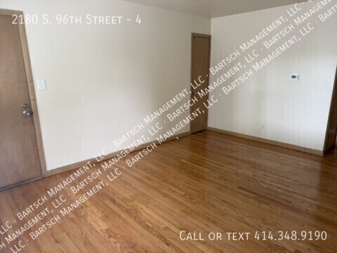 2180 S 96 ST