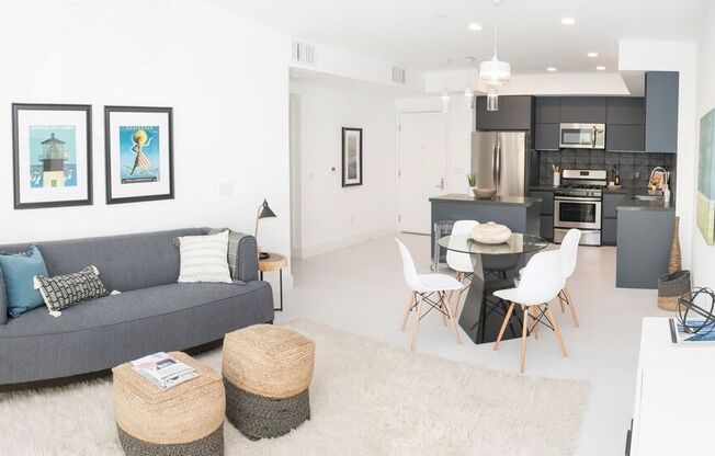 415 Le Doux Rd