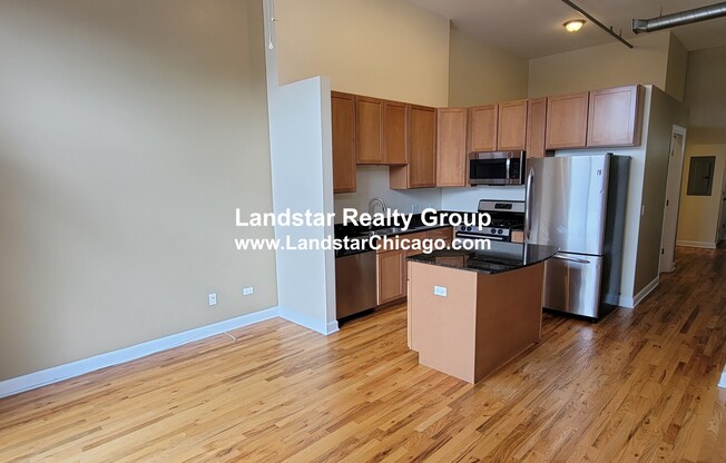 824 W Superior St 501