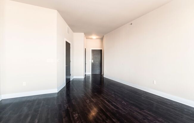2 beds, 1 bath, 1,000 sqft, $2,240, Unit 407