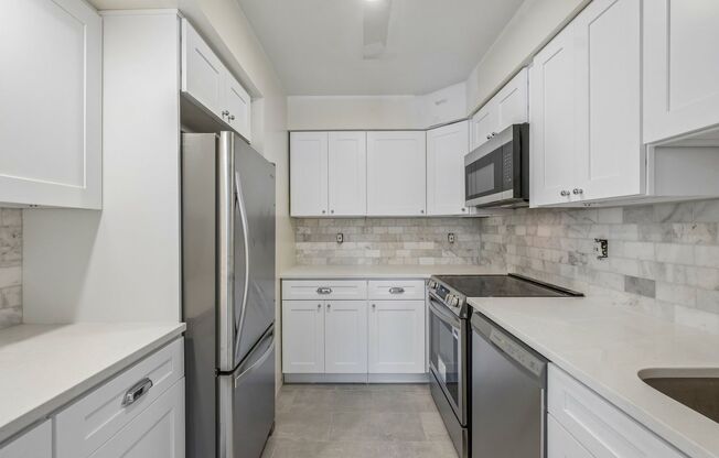 2 beds, 1 bath, 992 sqft, $2,195, Unit 209