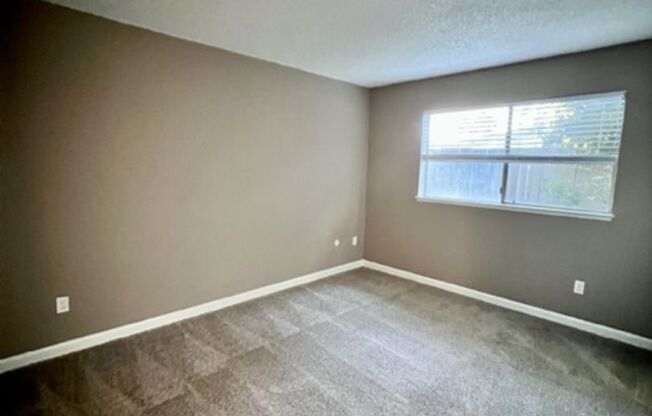 2 beds, 2 baths, 900 sqft, $1,795, Unit 95