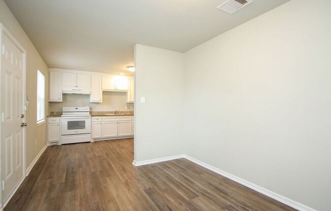 3 beds, 1 bath, $1,497