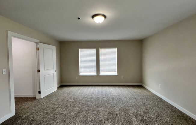 1 bed, 1 bath, 798 sqft, $1,300, Unit Apt 401