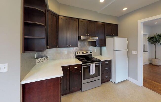 A564 - 5649 11th Ave NE (Duplex)