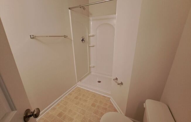 205 SIR WILLIAM LN