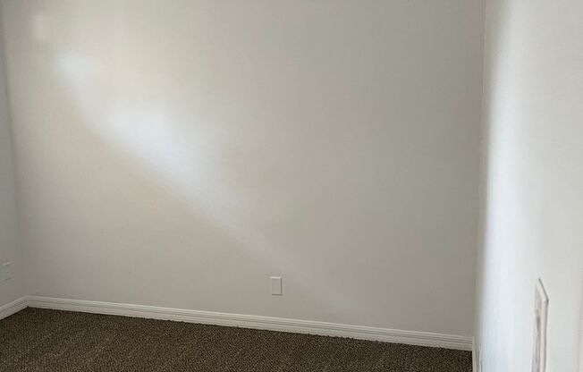 1 bed, 1 bath, $1,000