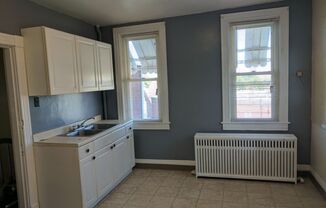 1 bed, 1 bath, $900