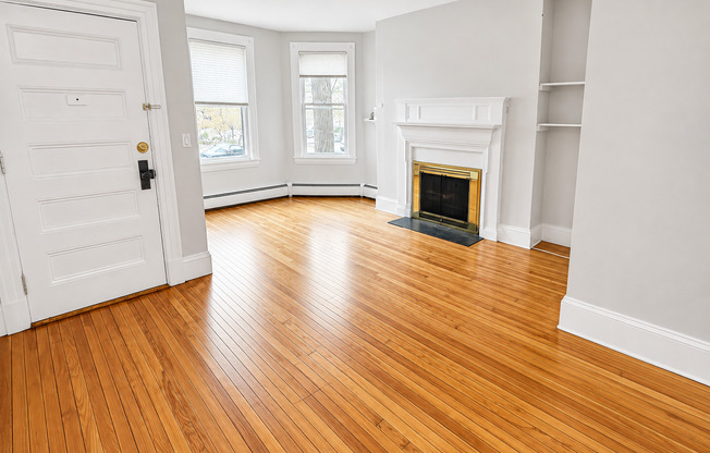 6 ARLIGTON ST