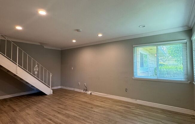 Modern 2 Bed 1 Bath Townhouse in San Juan Capistrano