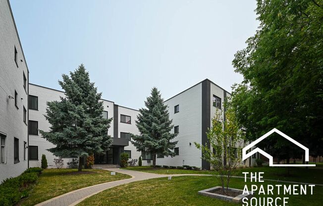 2 beds, 1.5 baths, $2,265, Unit 2G
